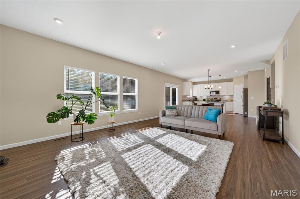 368 Cottage Grove Drive