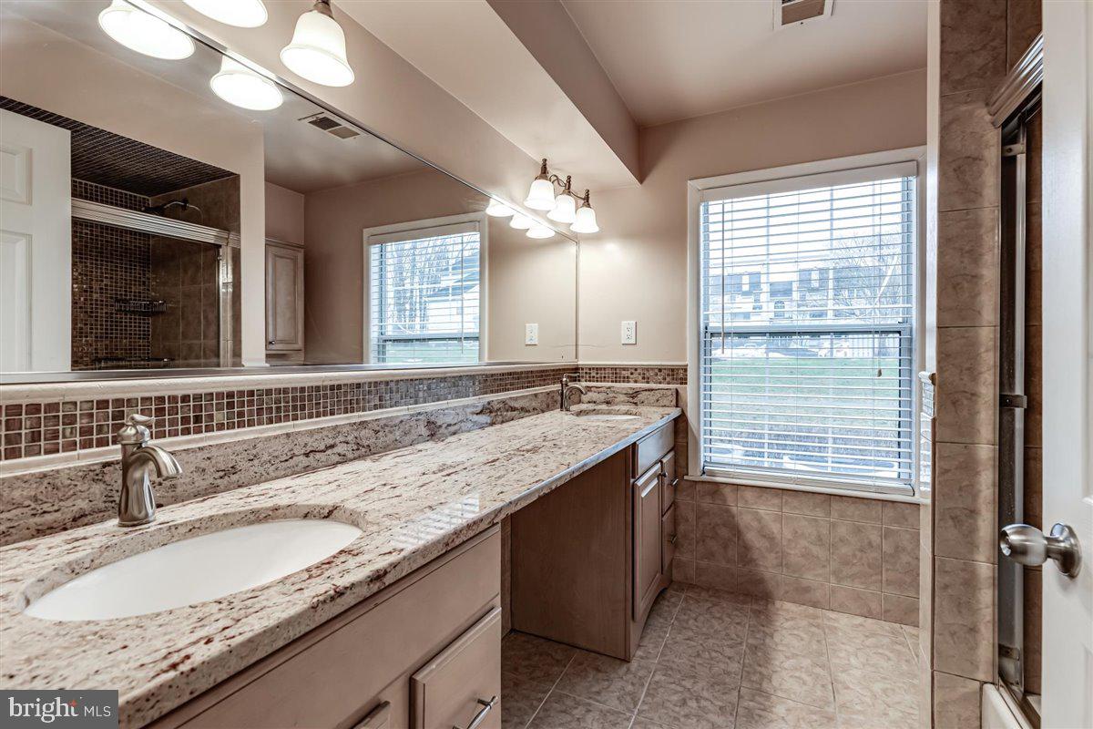 106 LASSEN CT 2