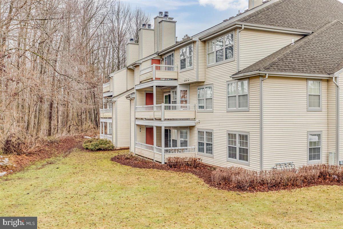 106 LASSEN CT 2