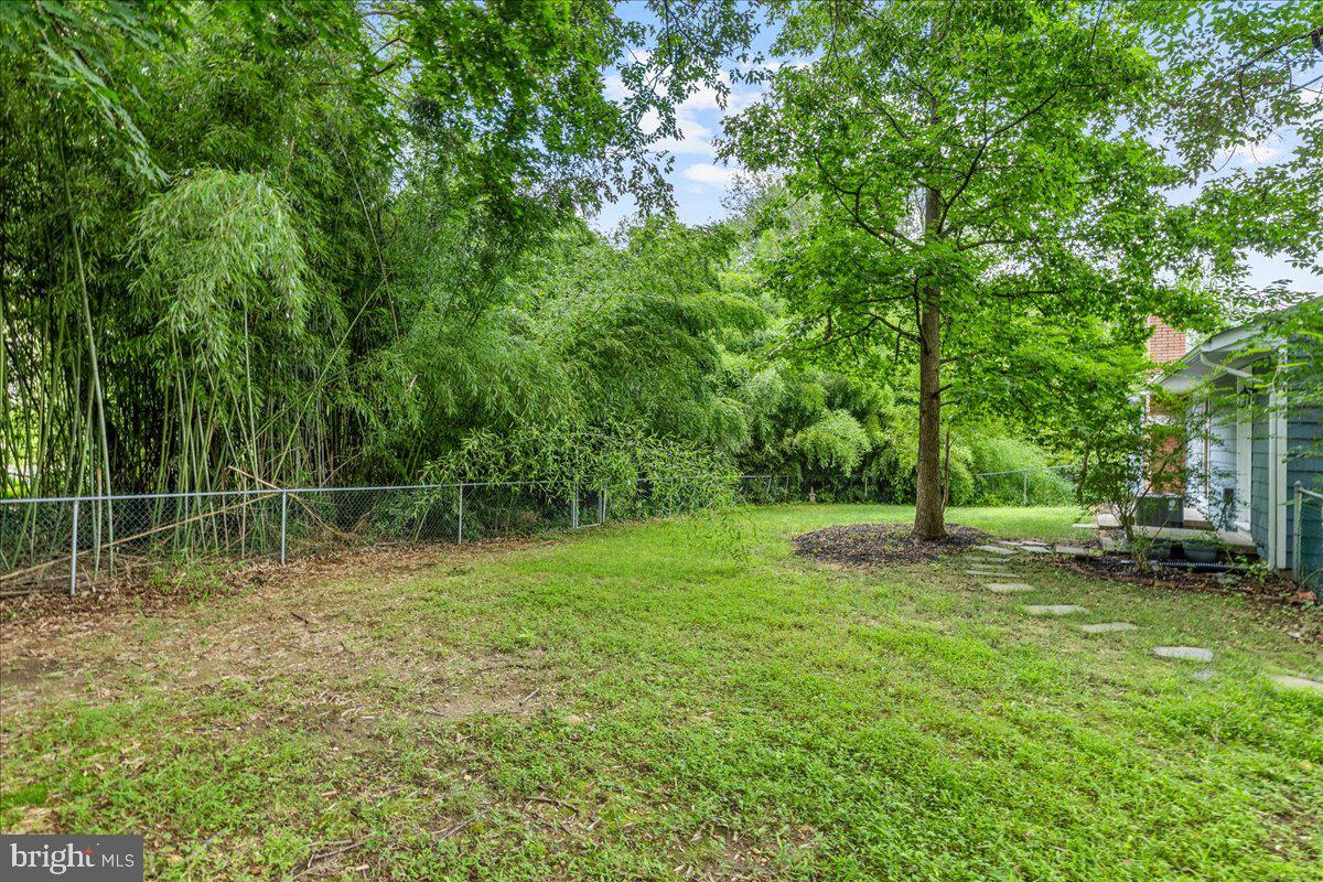 206 HENDRICKSON DRIVE