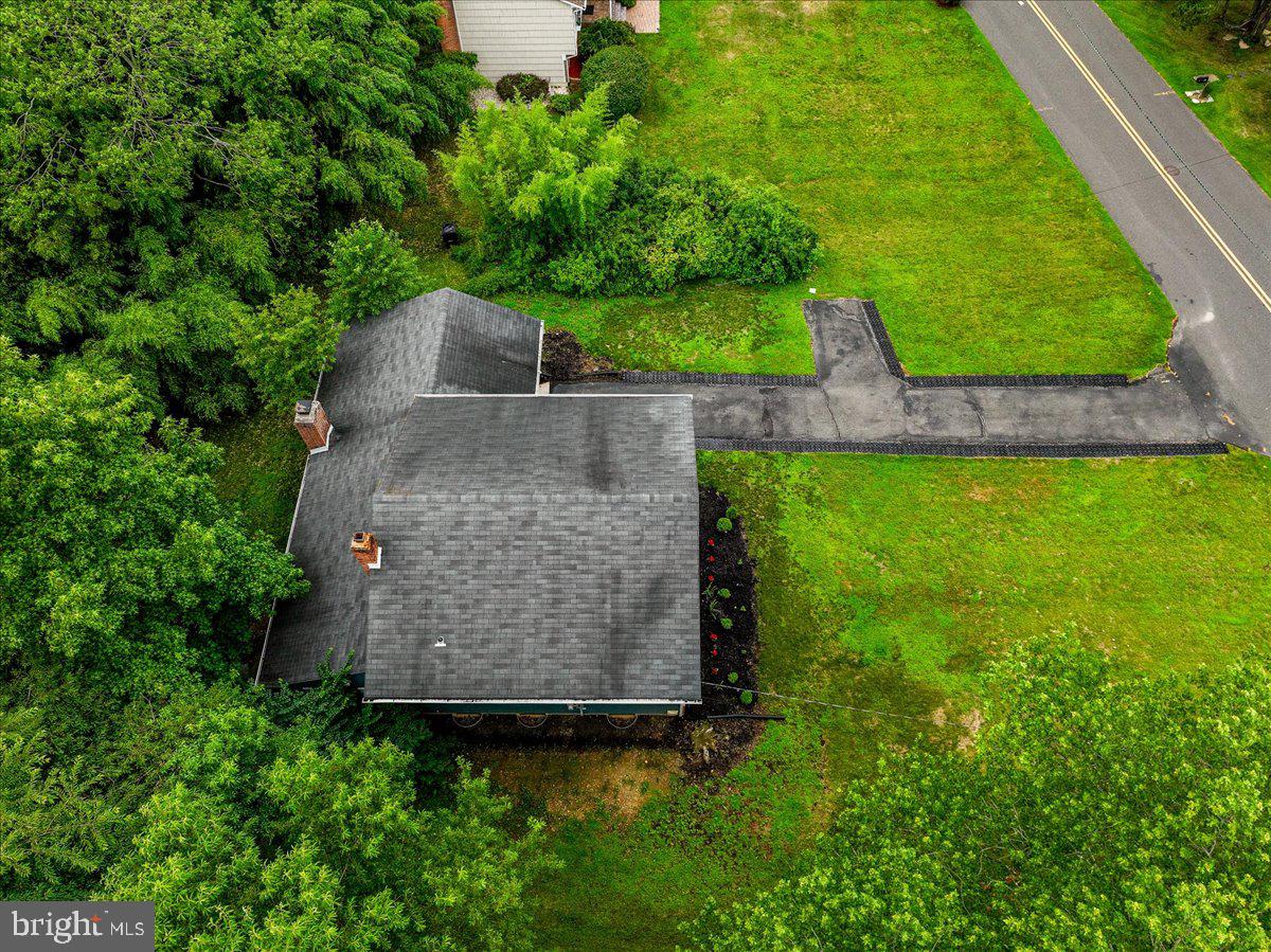 206 HENDRICKSON DRIVE