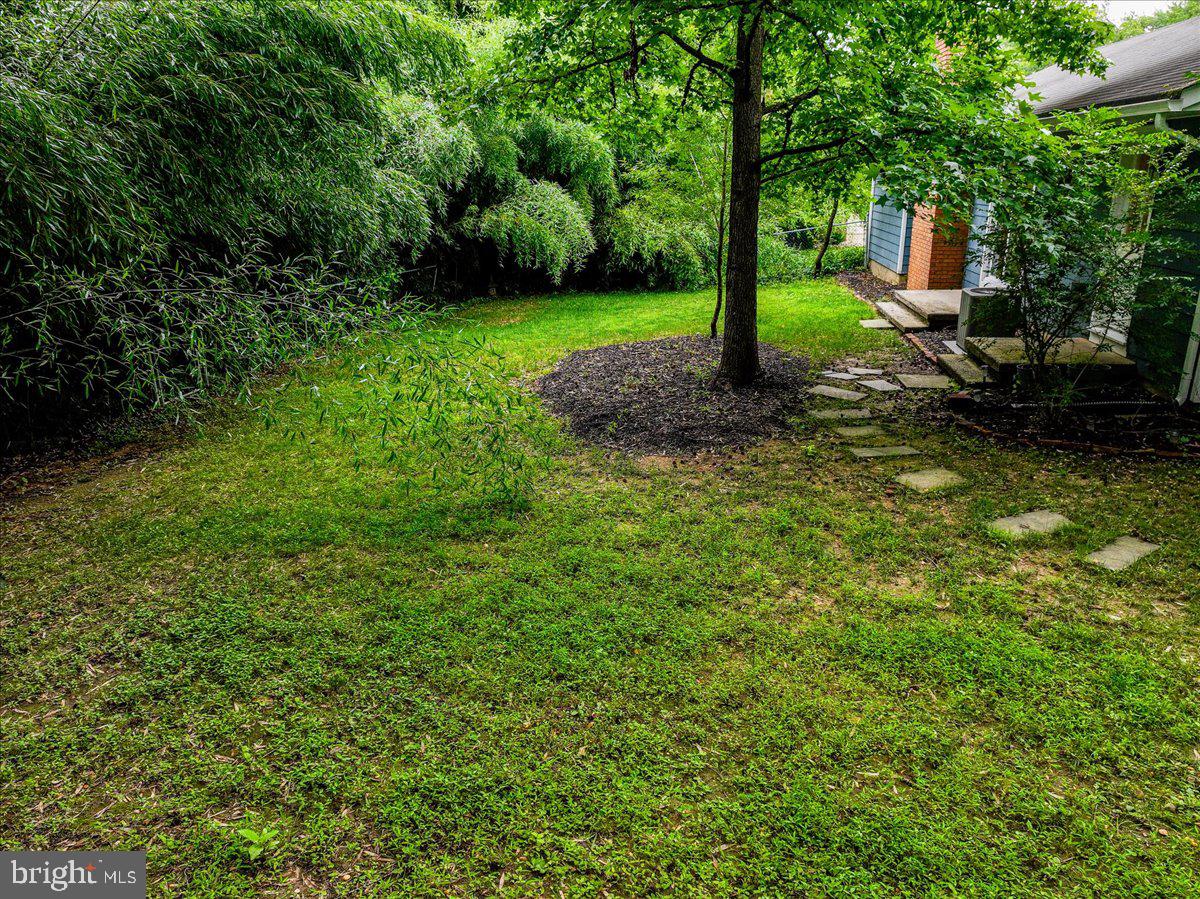 206 HENDRICKSON DRIVE