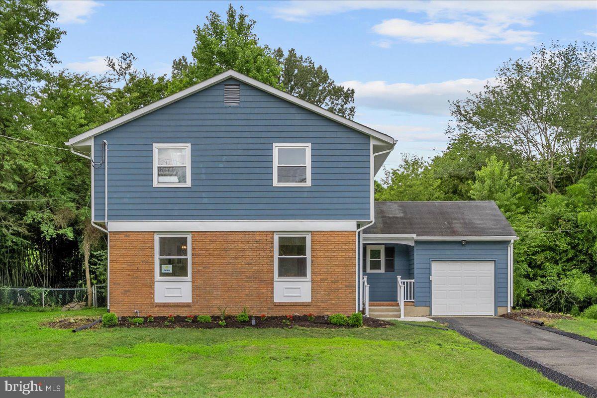 206 HENDRICKSON DRIVE
