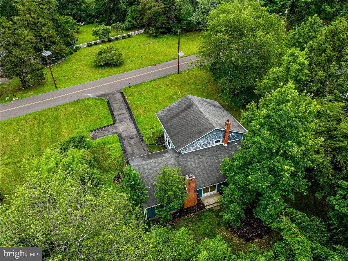 206 HENDRICKSON DRIVE