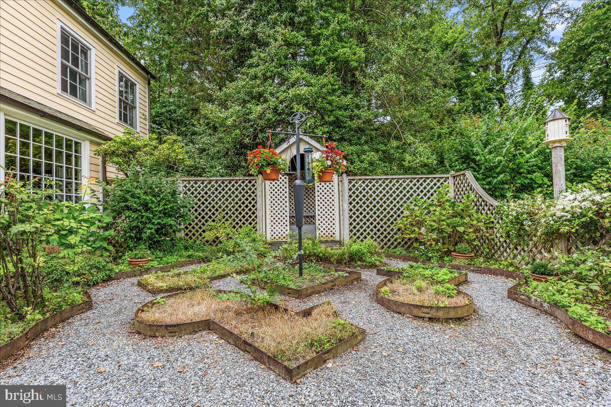 428 NASSAU STREET