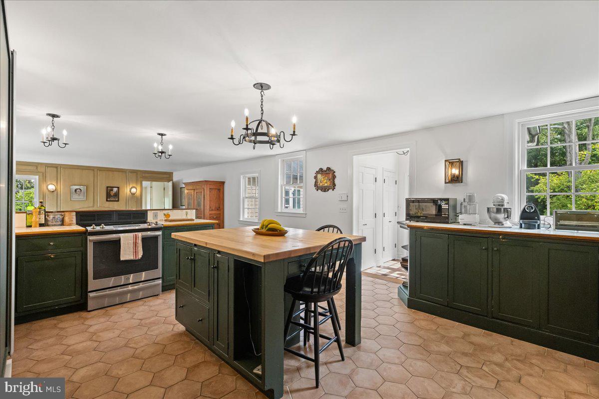428 NASSAU STREET