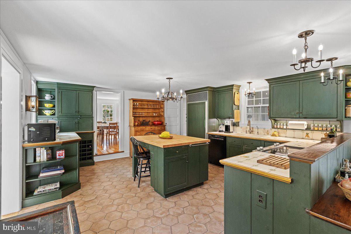 428 NASSAU STREET