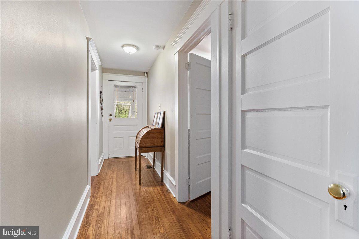 206 WASHINGTON ROAD