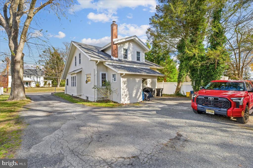 206 WASHINGTON ROAD