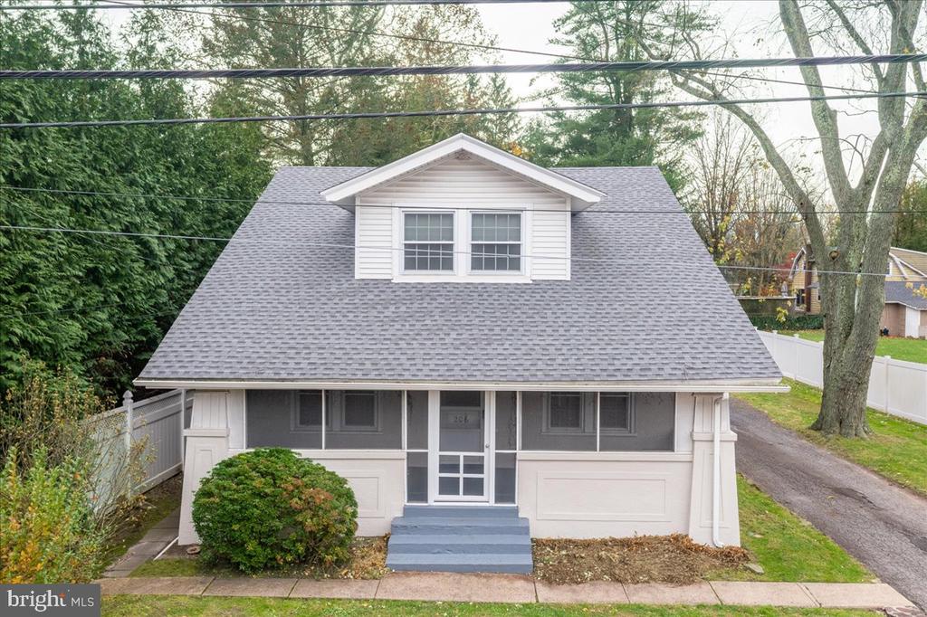 206 WASHINGTON ROAD
