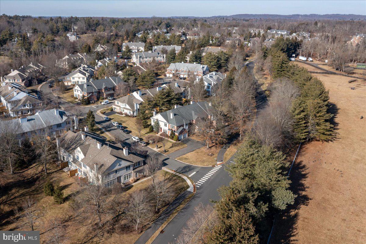 8 HUTCHINSON DRIVE