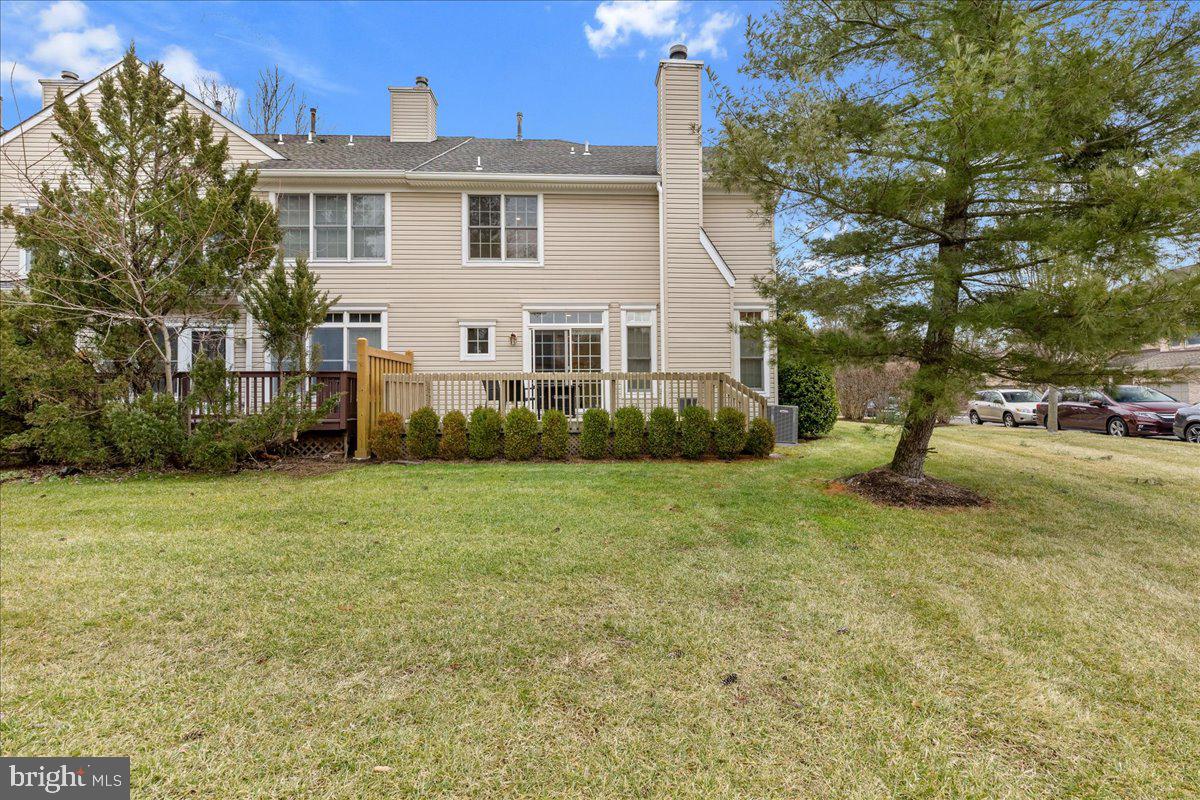 8 HUTCHINSON DRIVE