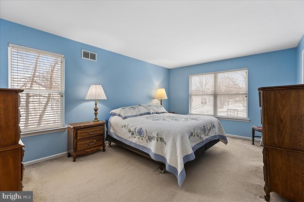 23 SUNDEW DRIVE