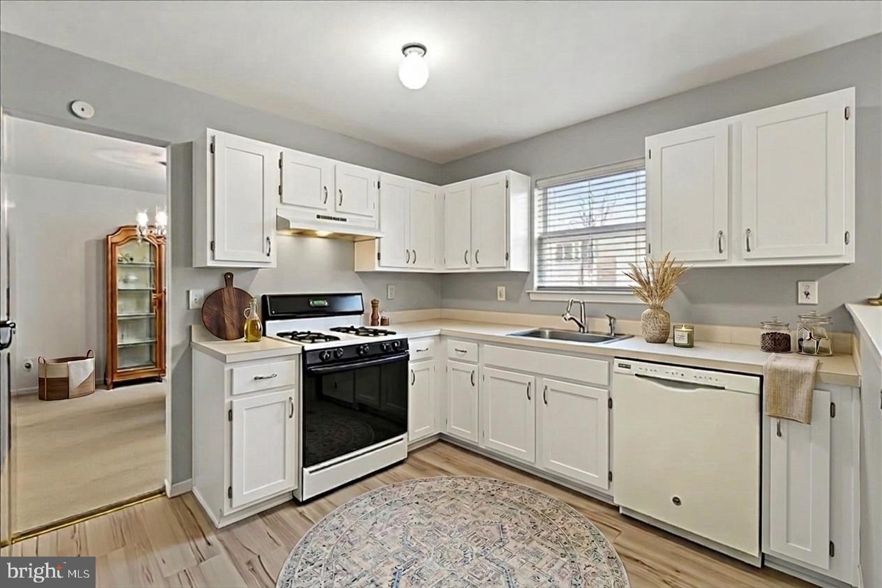 23 SUNDEW DRIVE