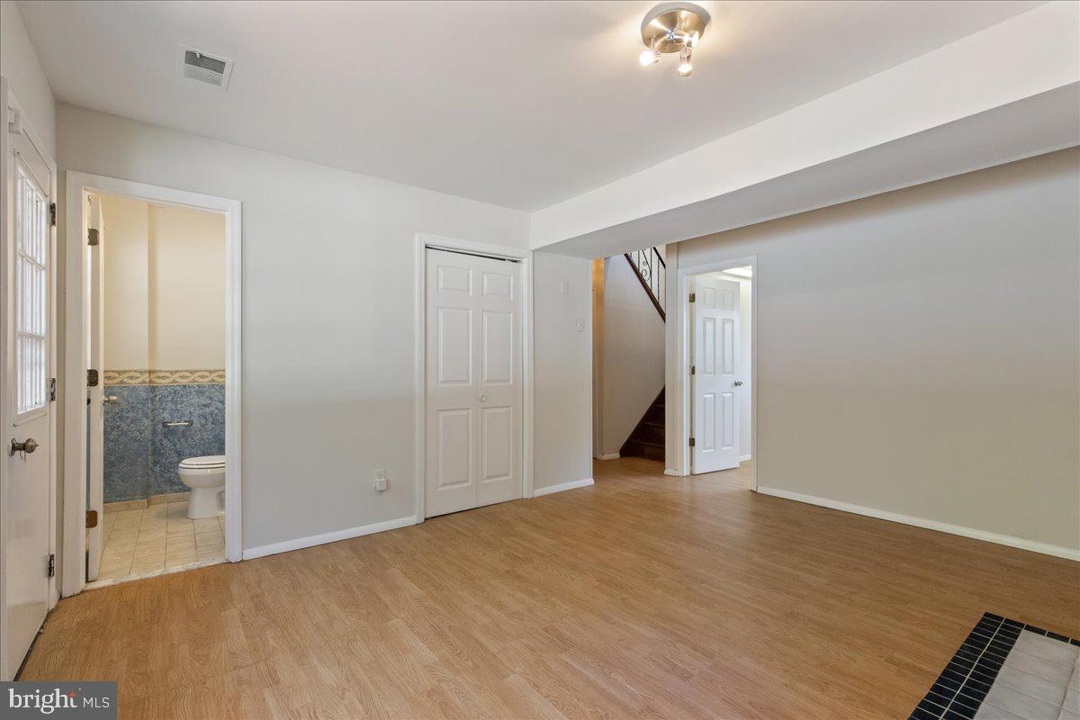 206 WOOLWORTH AVENUE