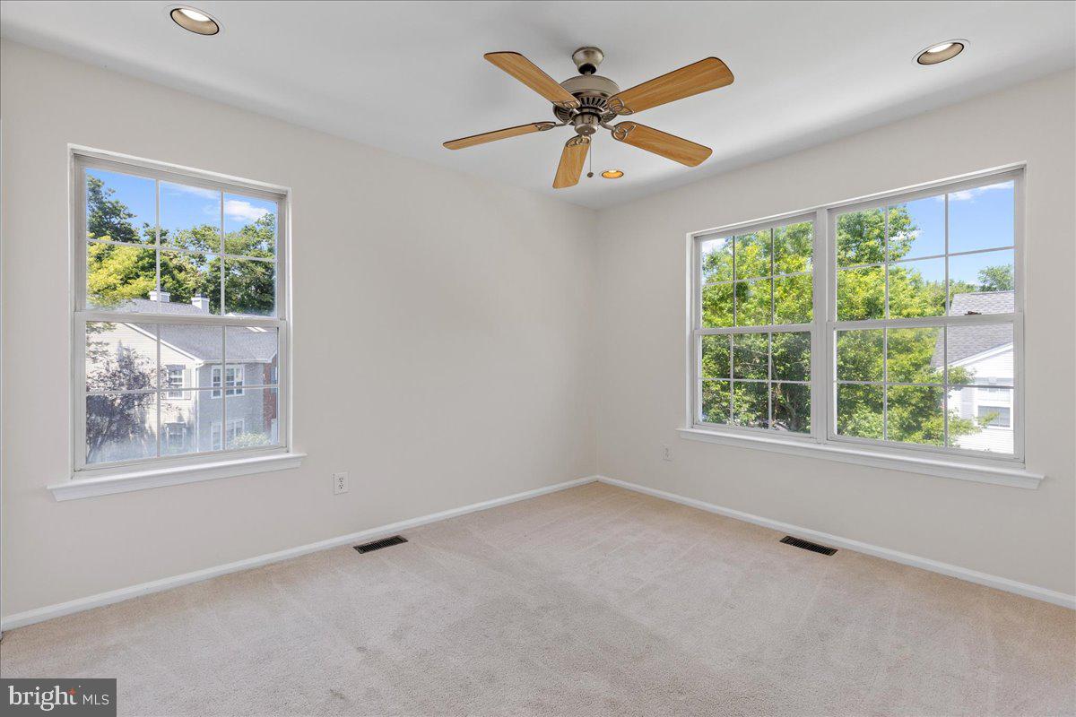 305 HARVEST LANE