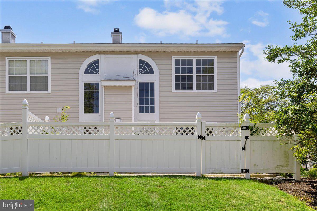 305 HARVEST LANE