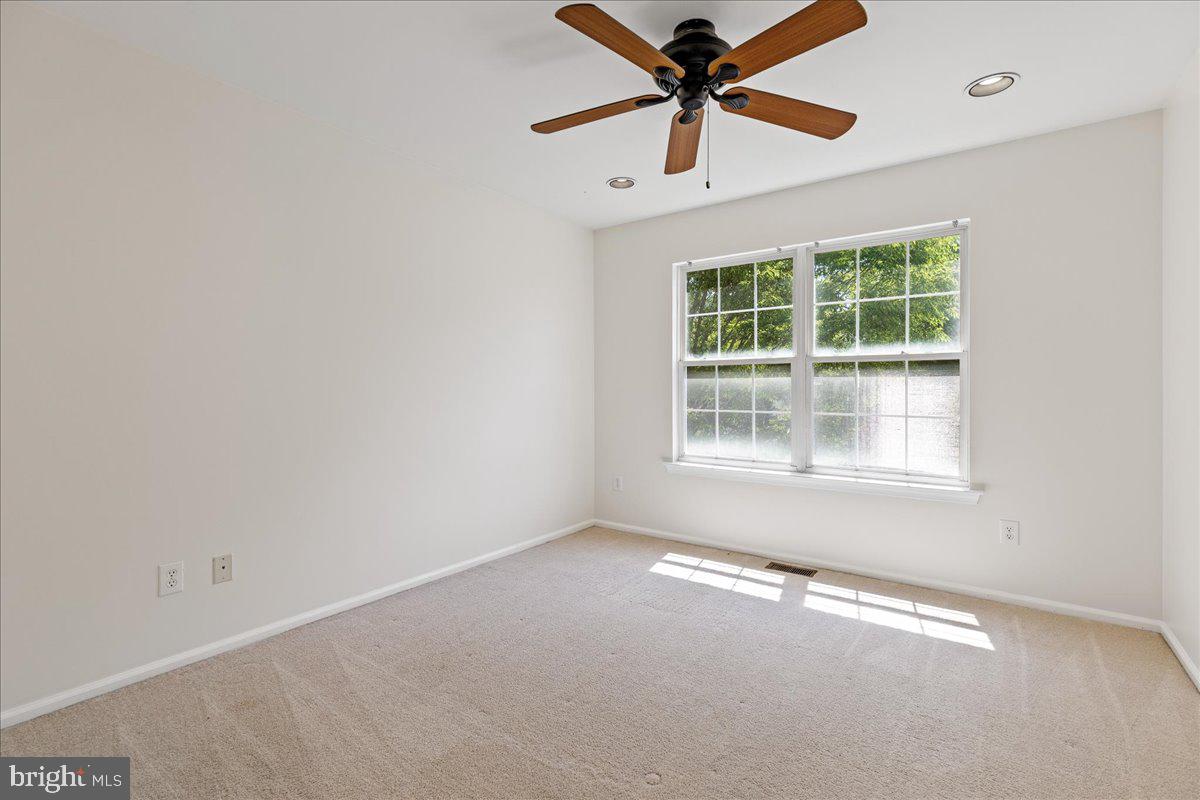 305 HARVEST LANE