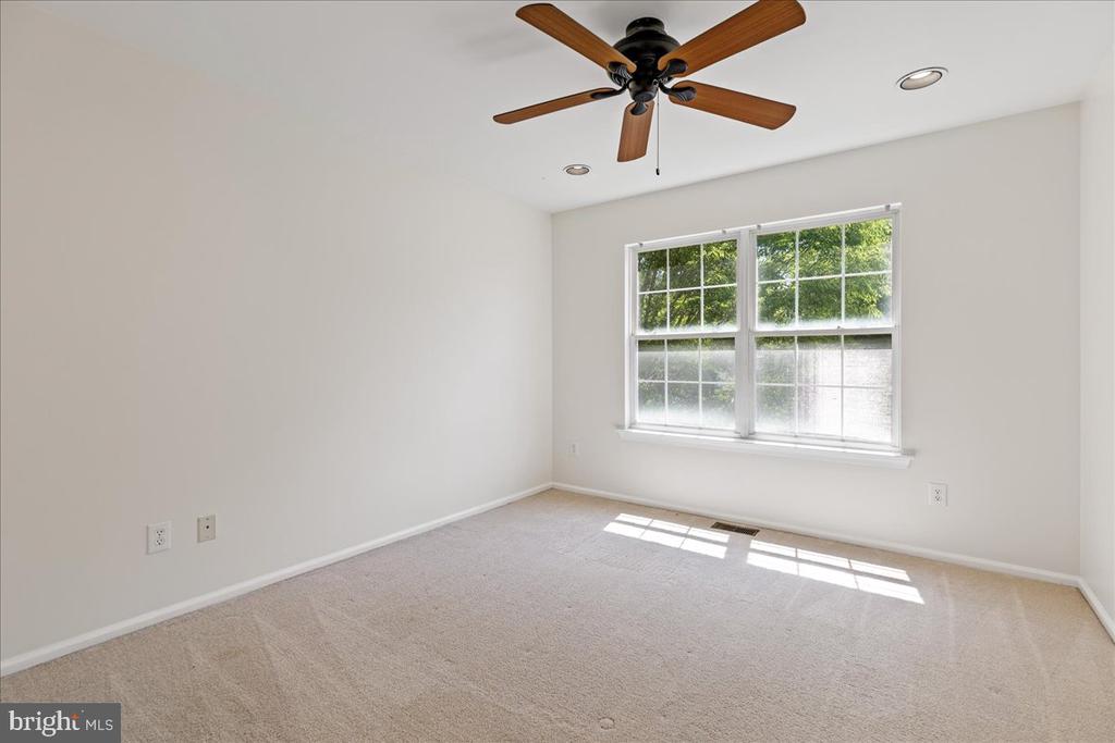 305 HARVEST LANE