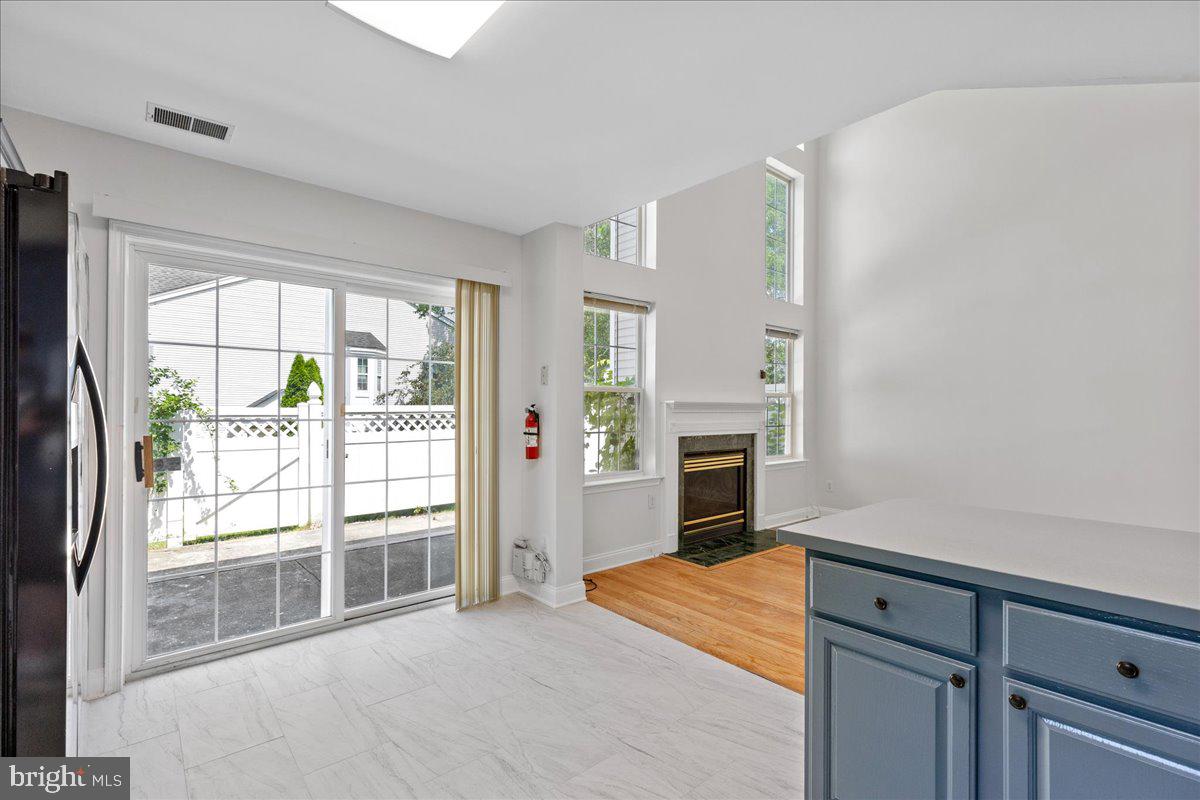 305 HARVEST LANE