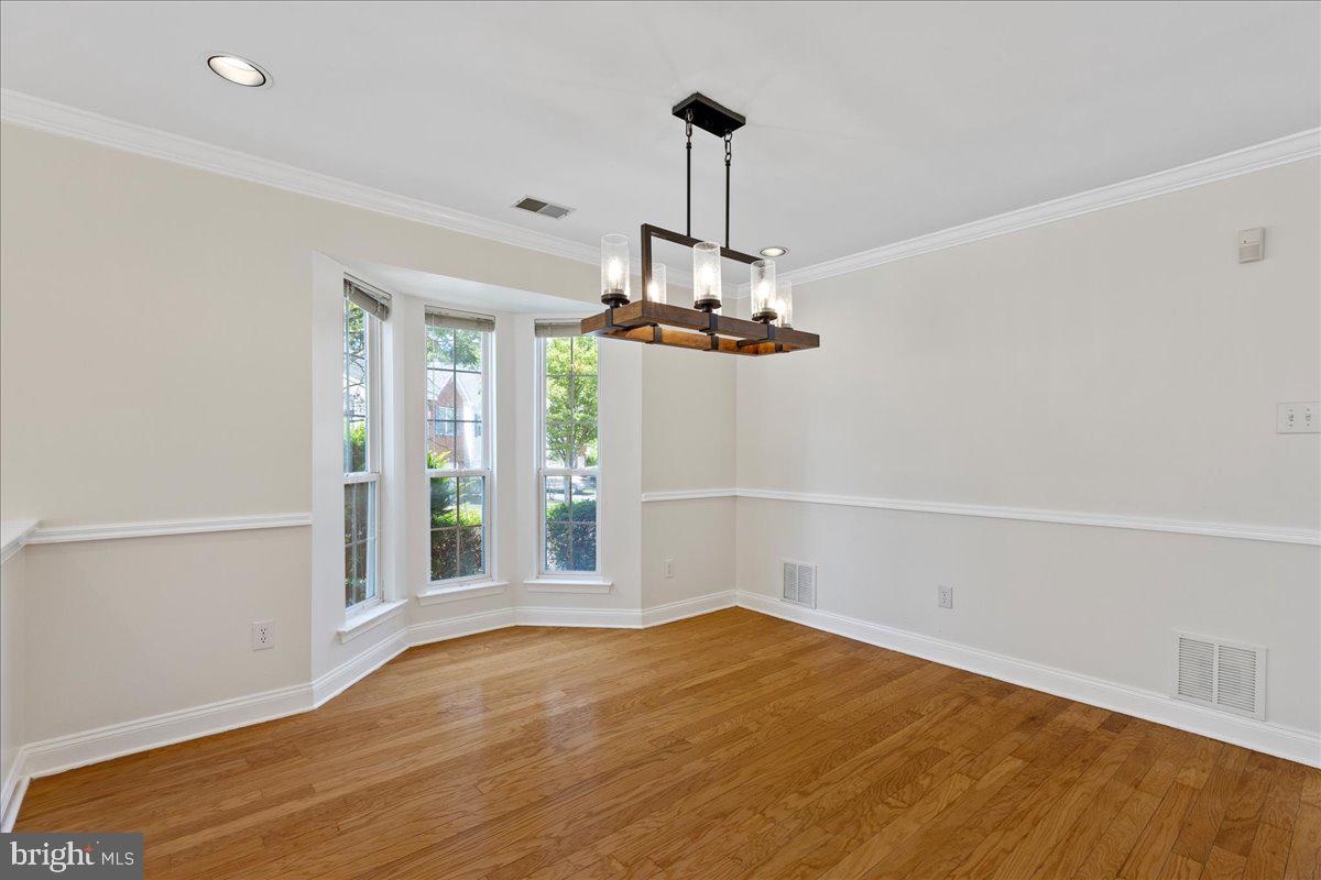 305 HARVEST LANE