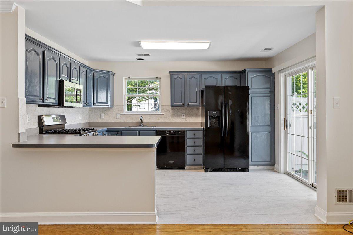 305 HARVEST LANE