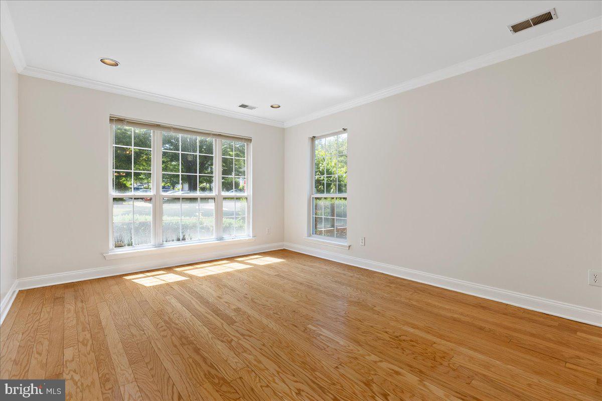 305 HARVEST LANE