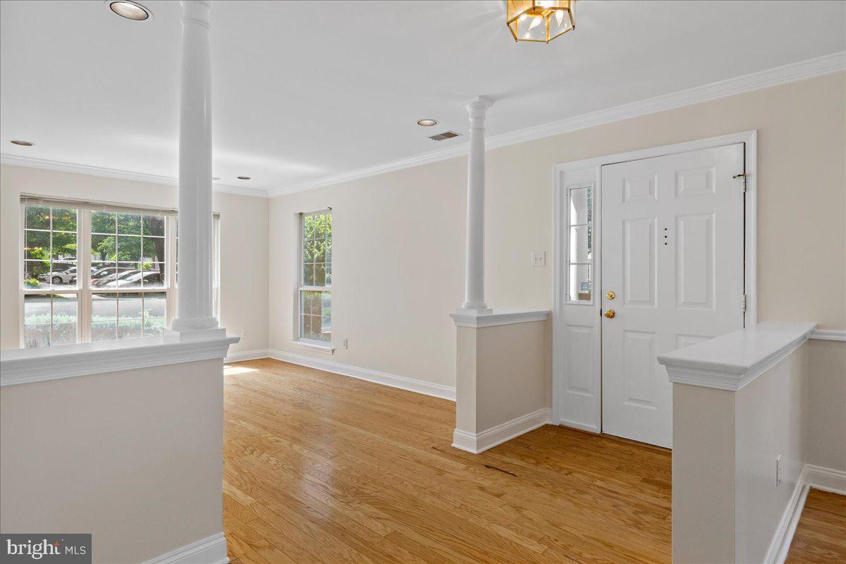 305 HARVEST LANE