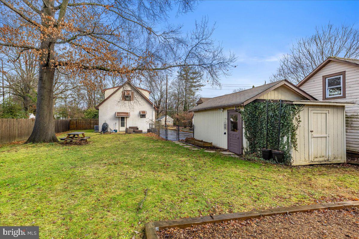 21 HEATHCOTE BROOK ROAD