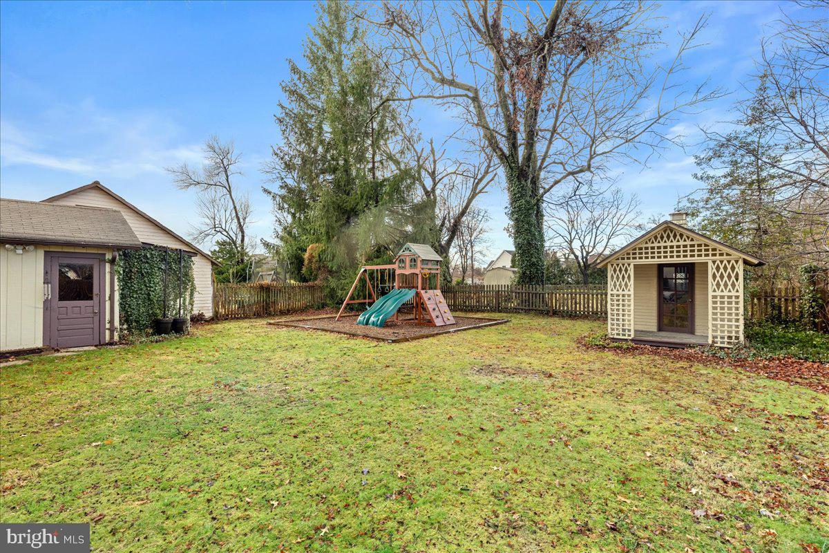 21 HEATHCOTE BROOK ROAD