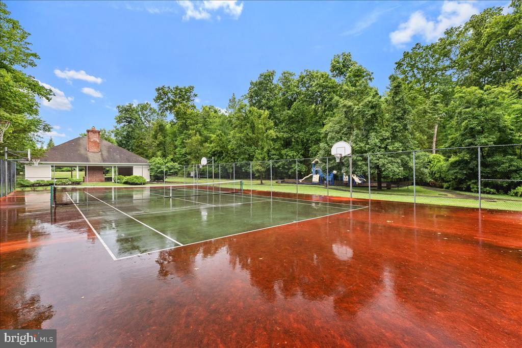36 BLACKSTONE DRIVE