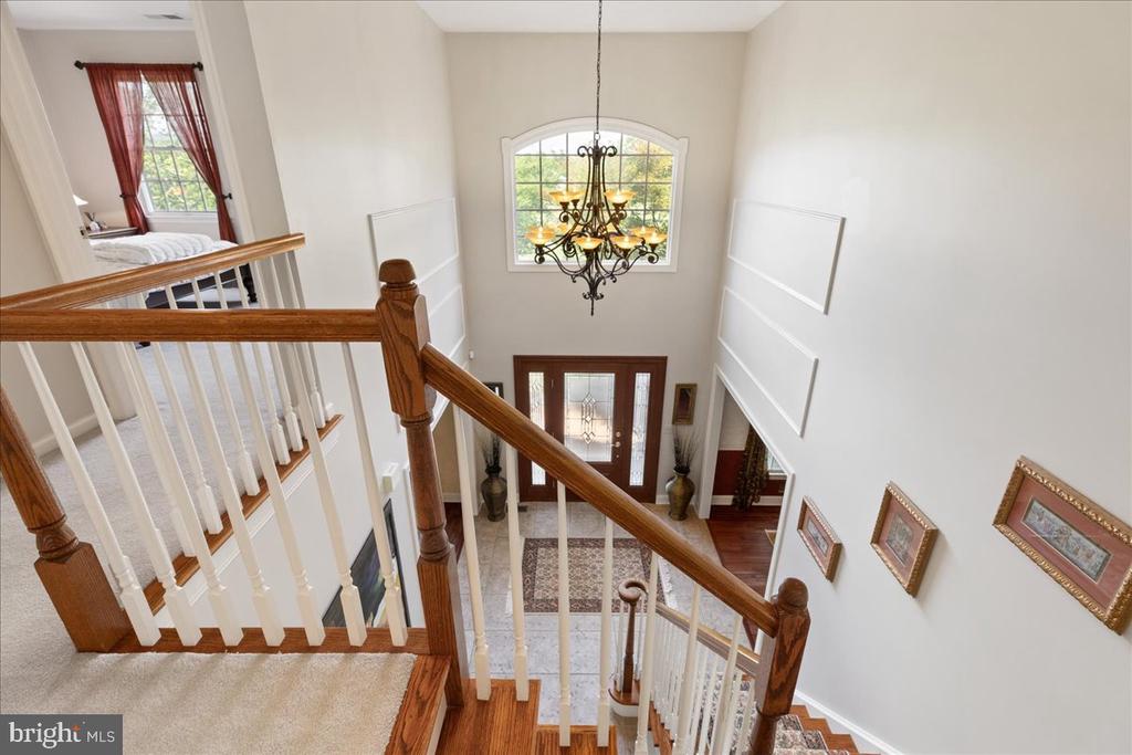 2 SCENIC HILLS COURT