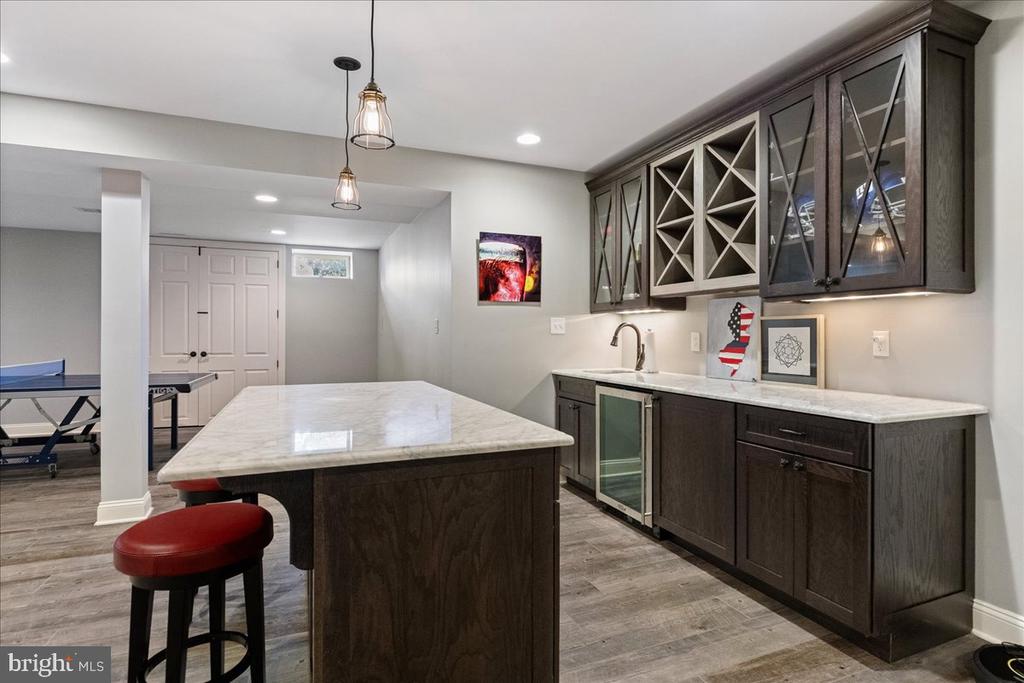 2 SCENIC HILLS COURT