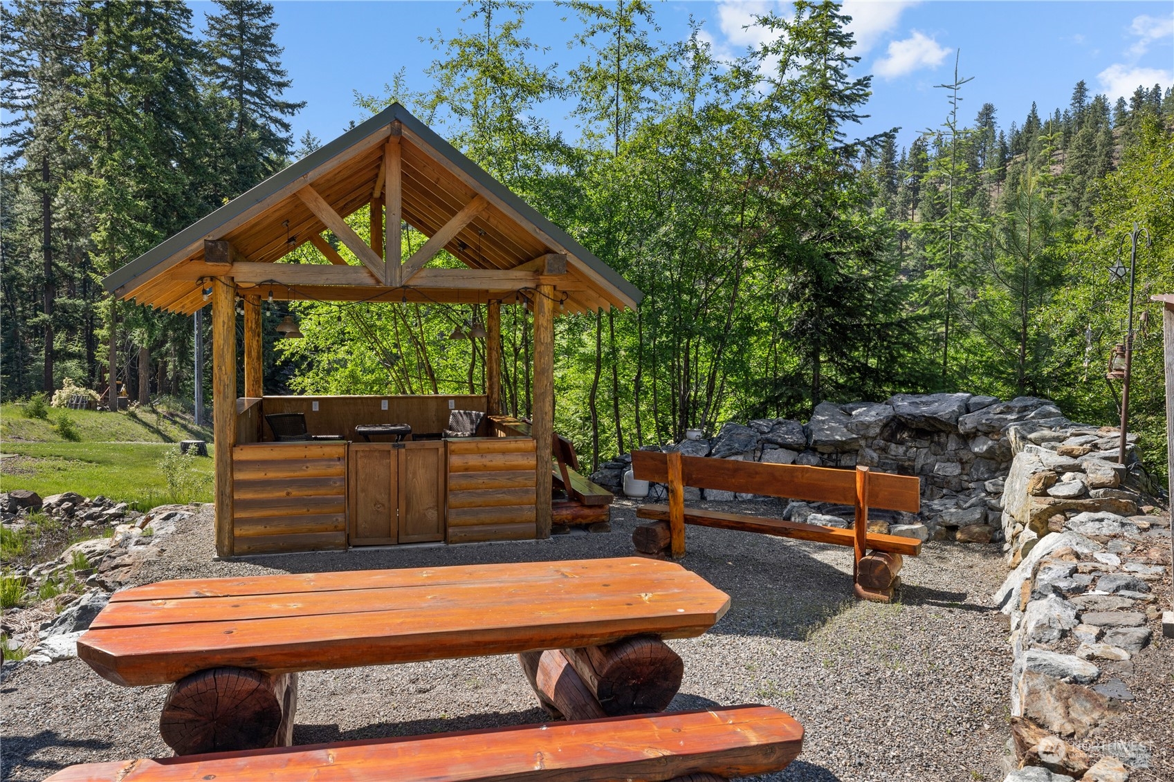 1350 Williams Creek Road