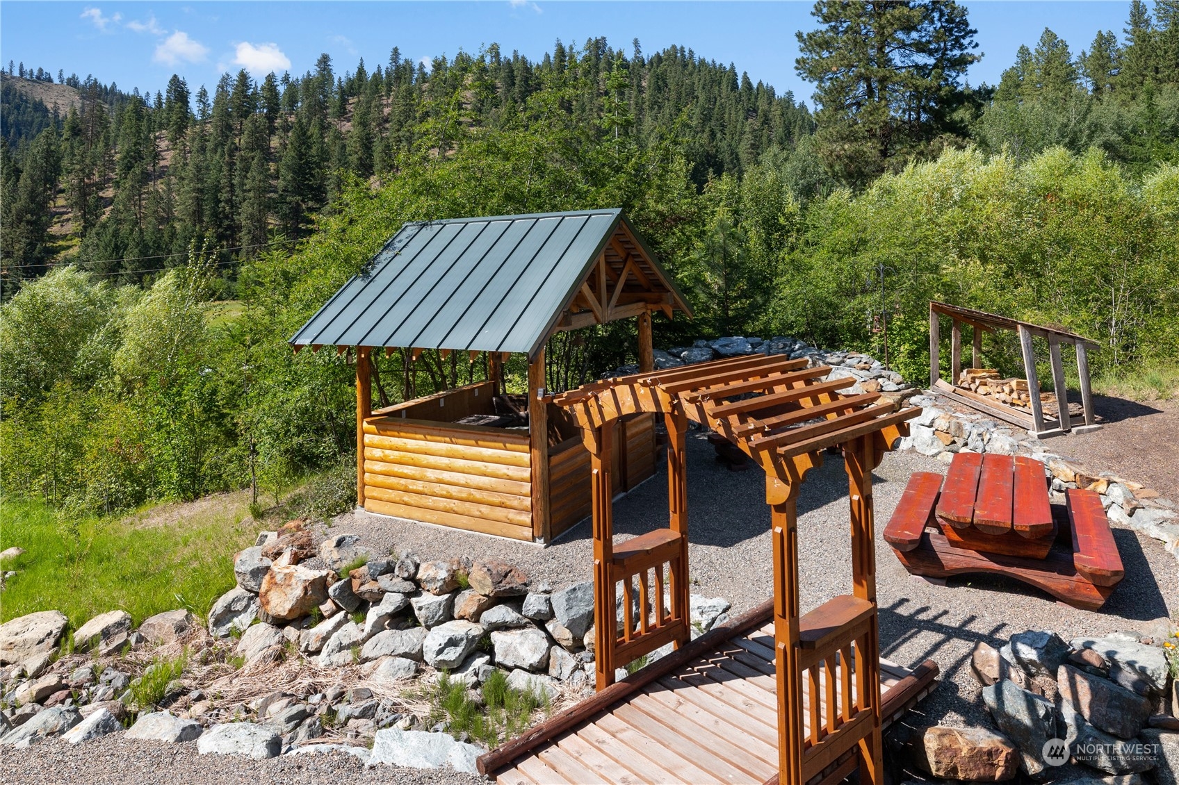 1350 Williams Creek Road