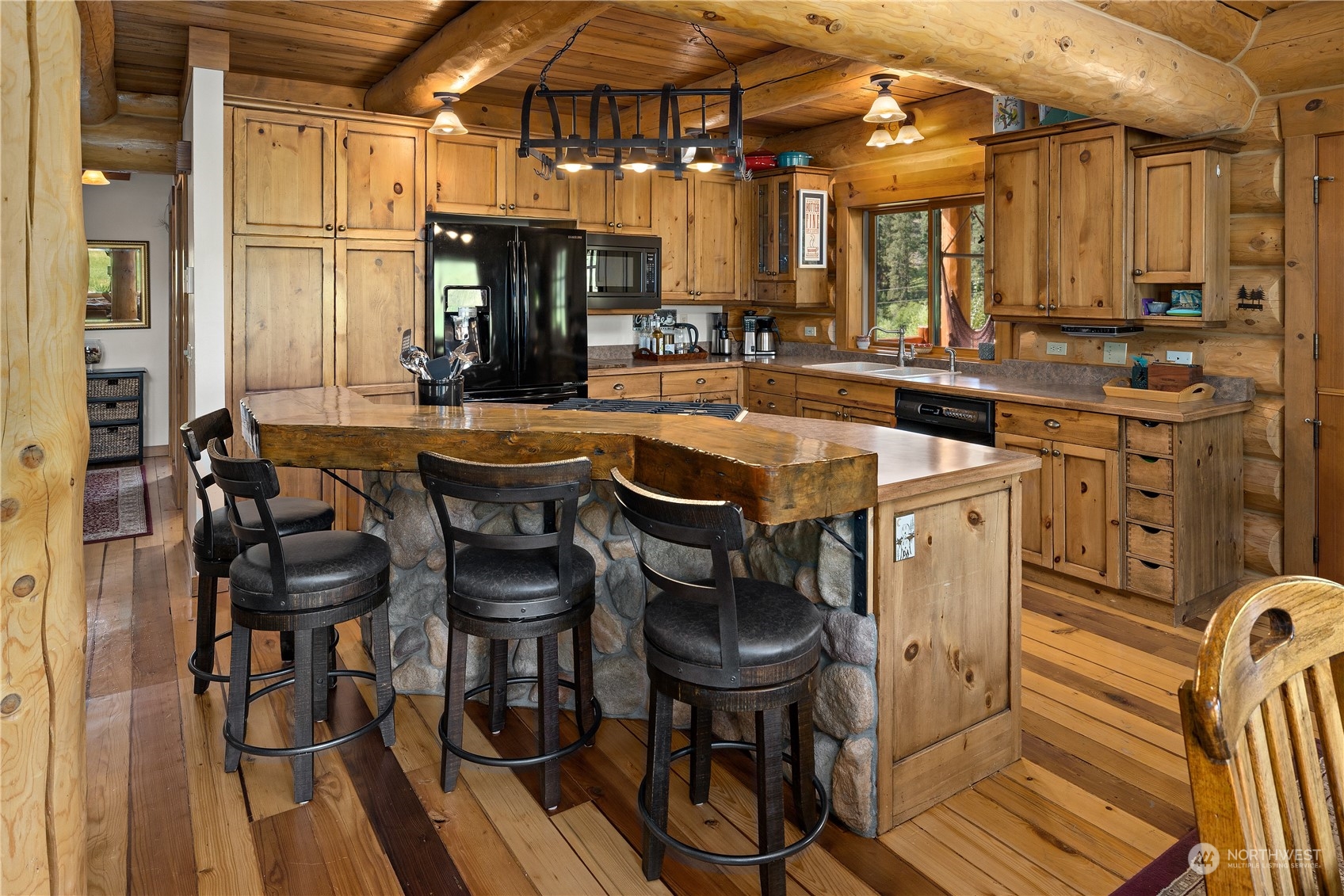 1350 Williams Creek Road