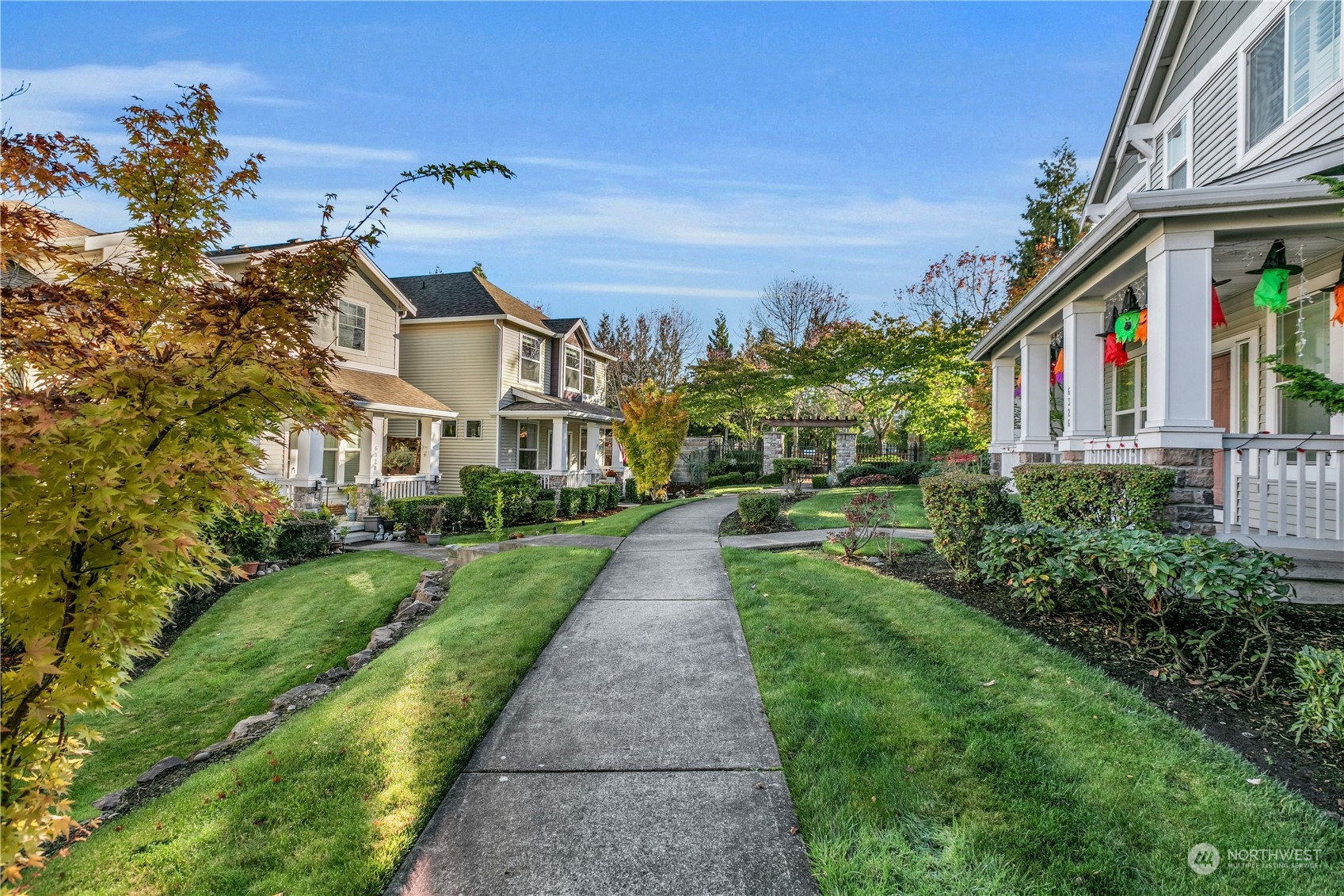 6322 Francis Avenue SE