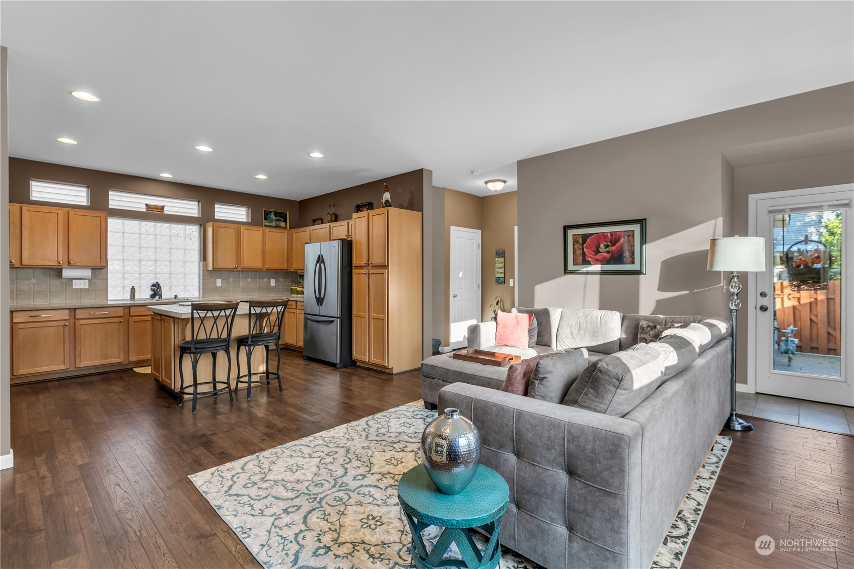 6322 Francis Avenue SE