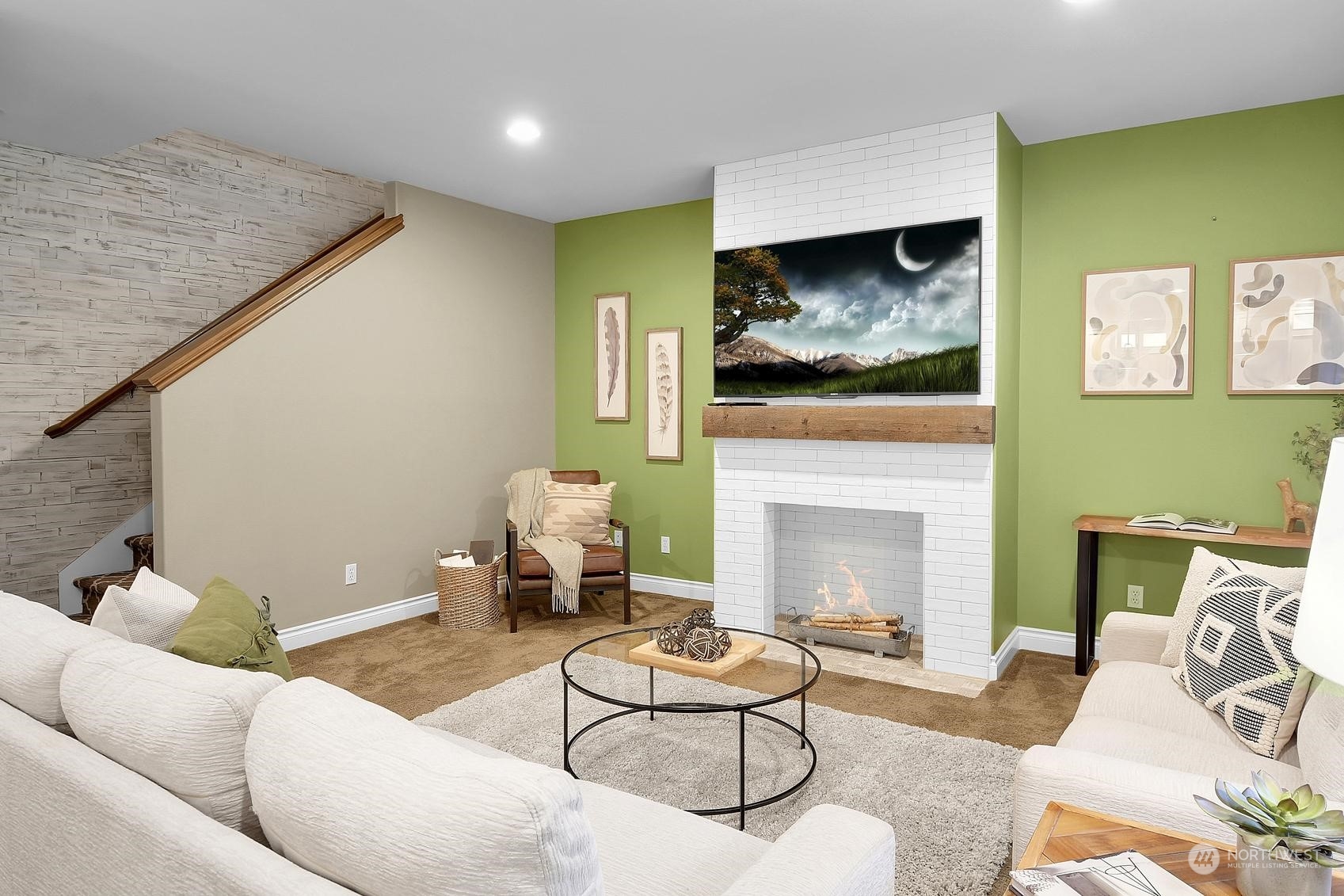 19214 Fifth Street E