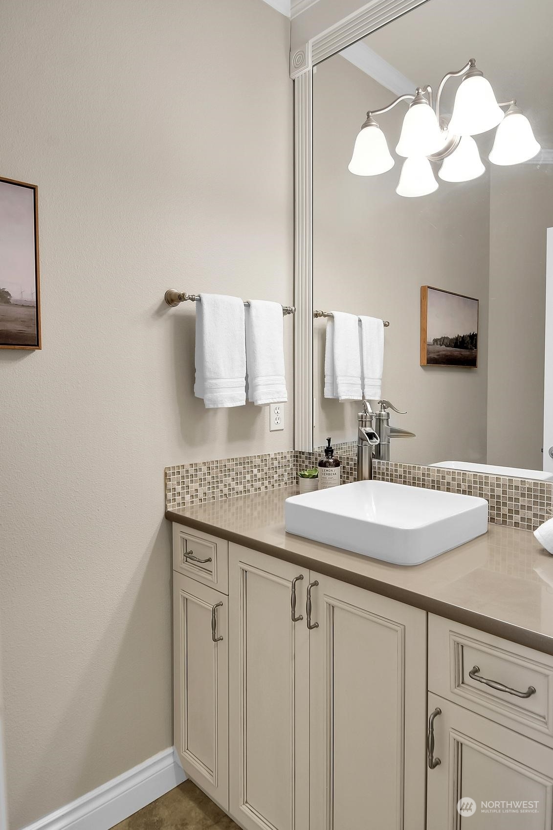 19214 Fifth Street E