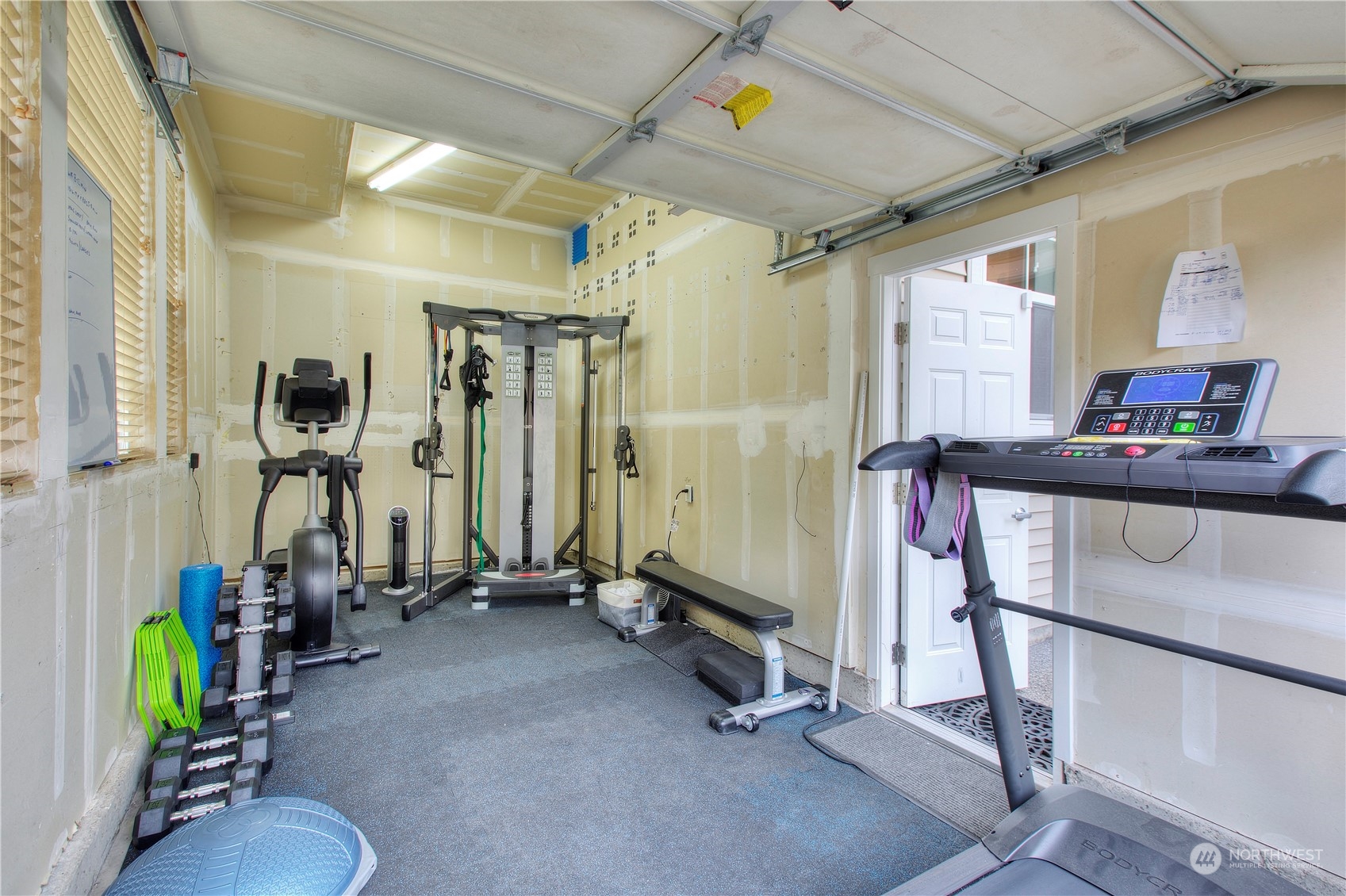 7201 Perry Avenue SE