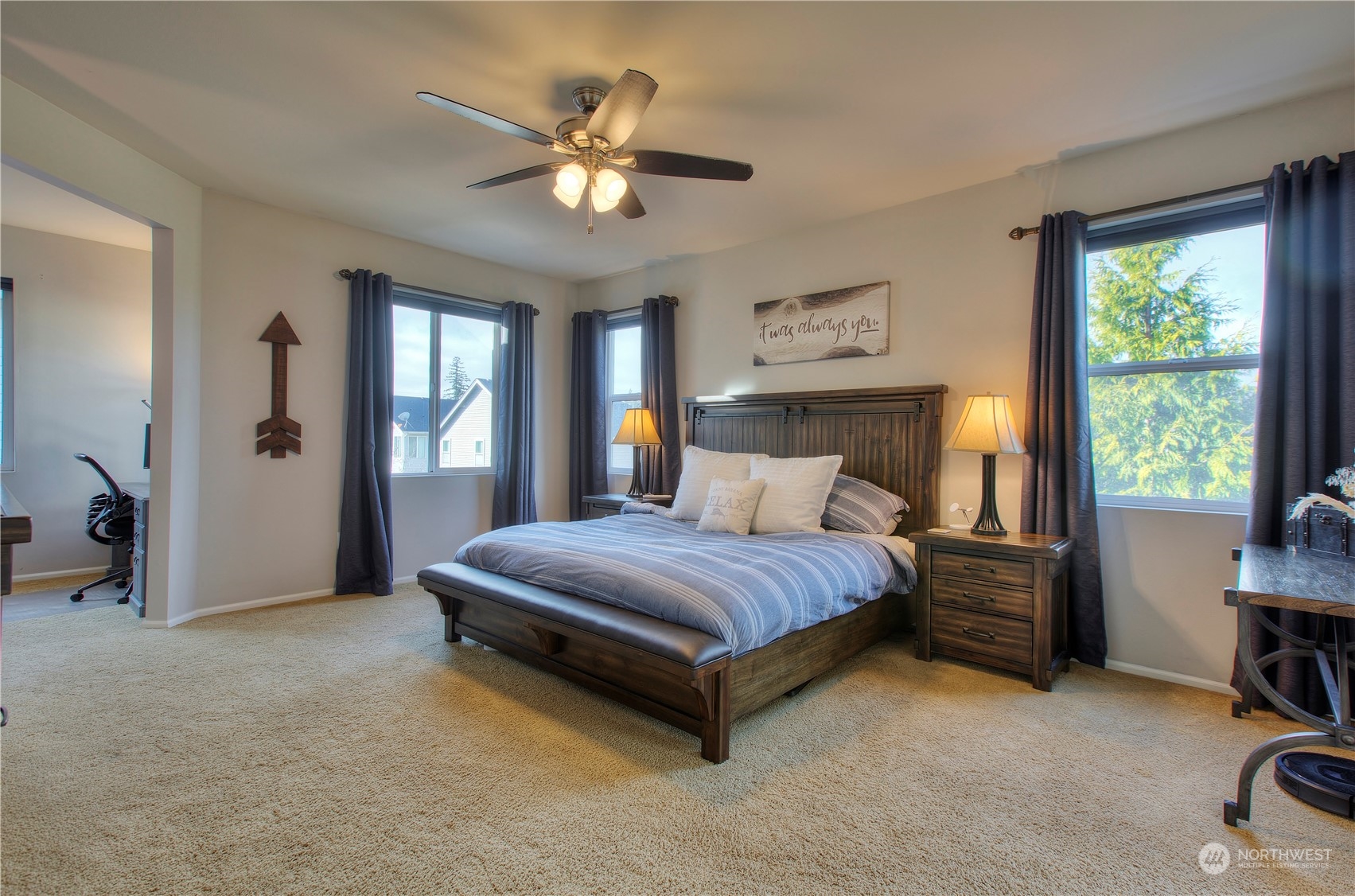 7201 Perry Avenue SE