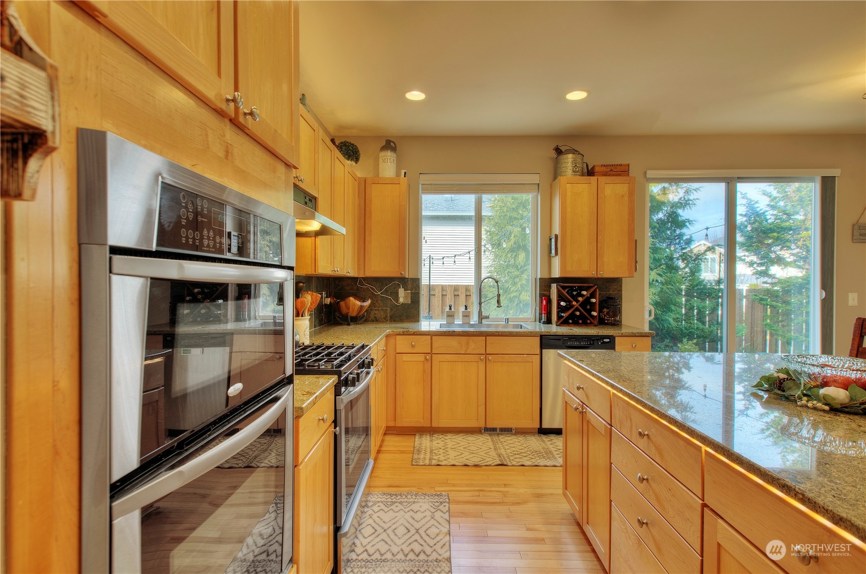 7201 Perry Avenue SE