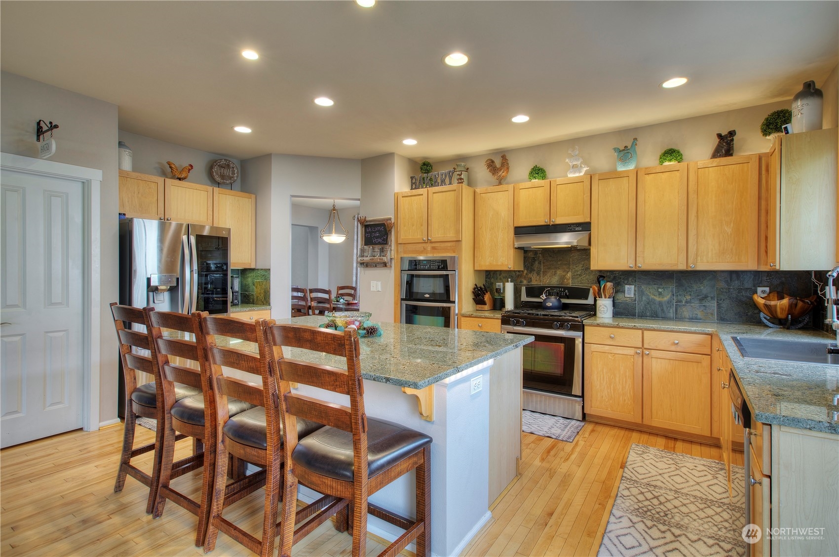 7201 Perry Avenue SE