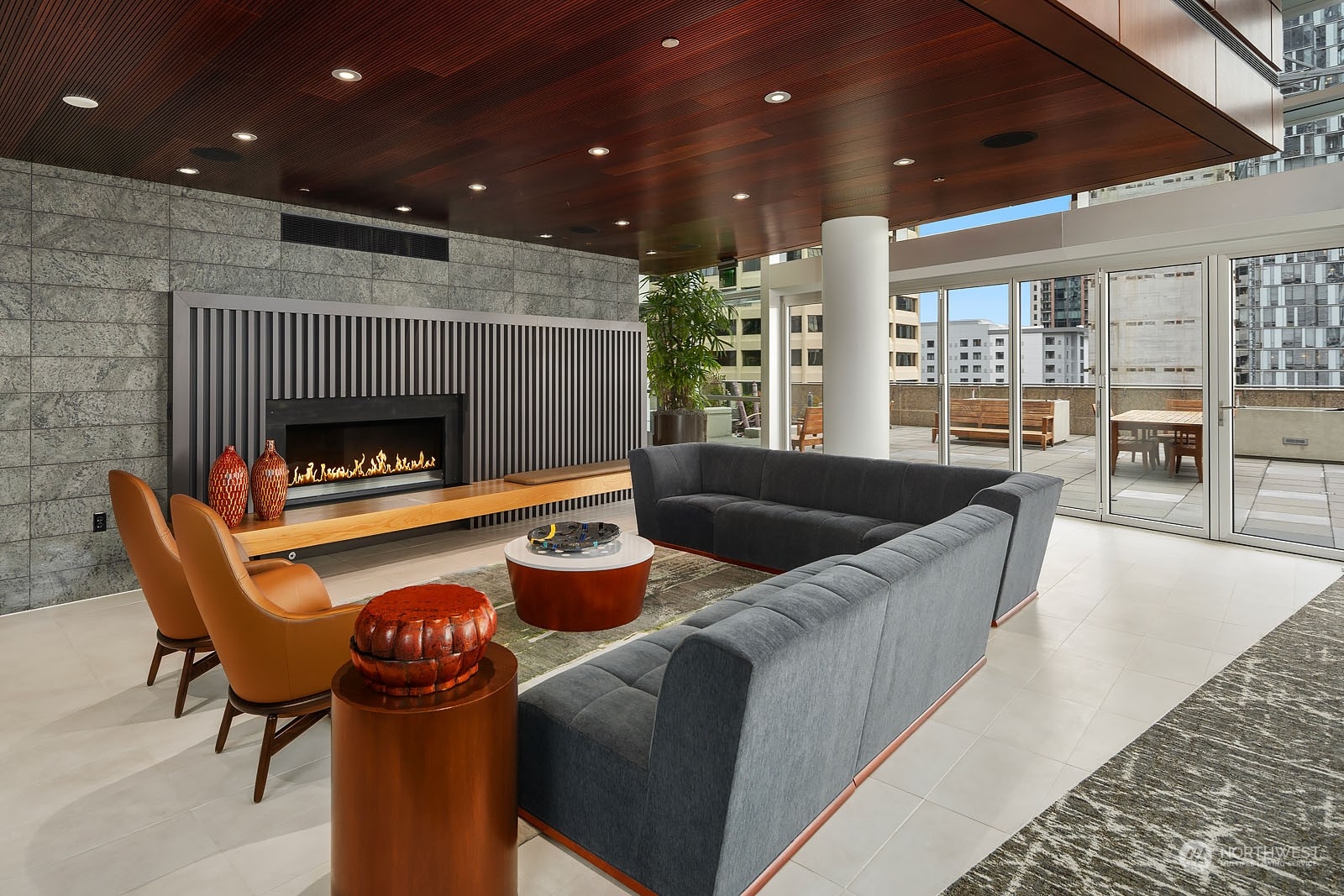 500 106th Avenue NE Unit: 1911