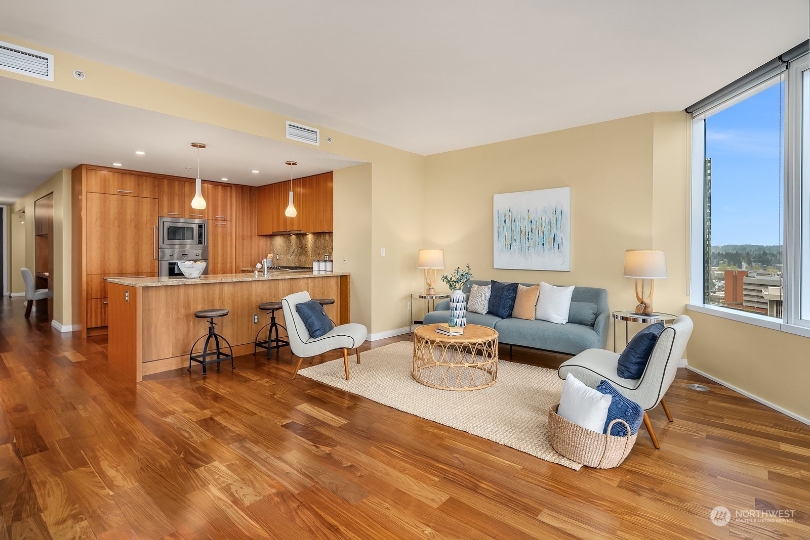 500 106th Avenue NE Unit: 1911