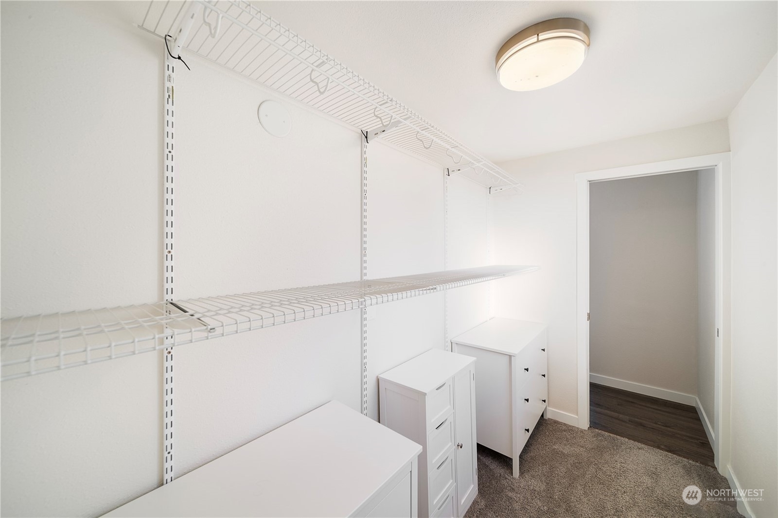 5109 W Tapps Drive E