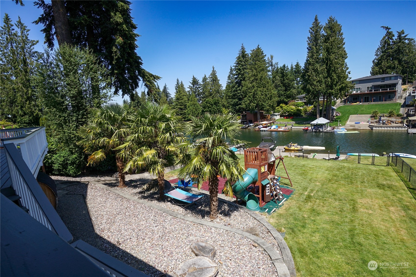 5109 W Tapps Drive E