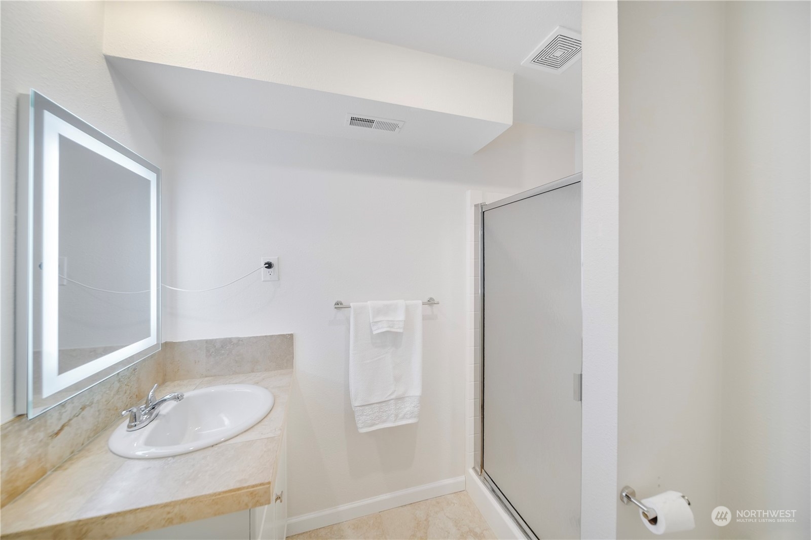 5109 W Tapps Drive E