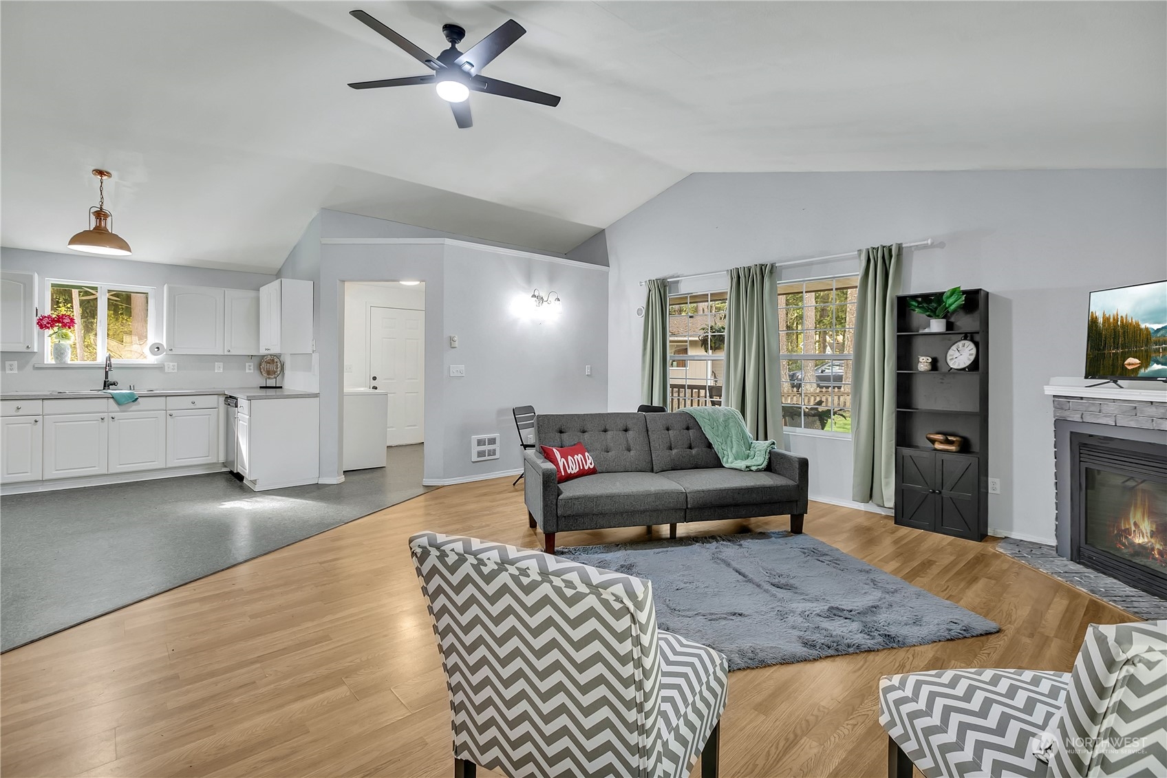 18304 Blue Hills Drive SE